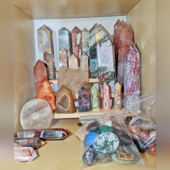 XL MYSTERY CRYSTAL BOX ($500-800 retail value) - Picture 4 of 11